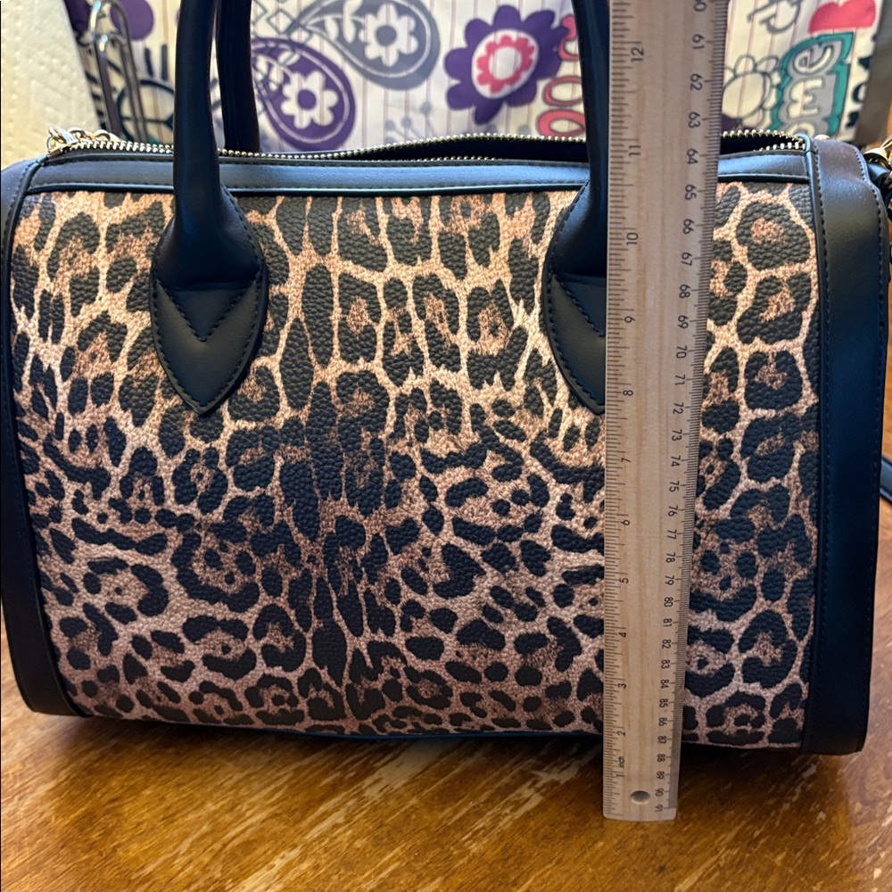 Stylish Black and Leopard Print Women's Bag - Picture 15 of 15